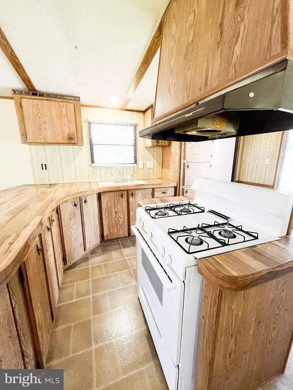 170 PINECREST DR #63, Williamsport, PA 17701