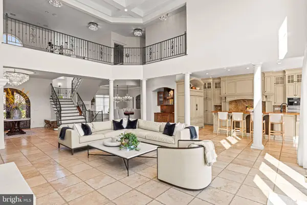 740 HAMPTON CT, Harrisburg, PA 17112