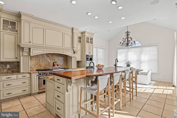 740 HAMPTON CT, Harrisburg, PA 17112