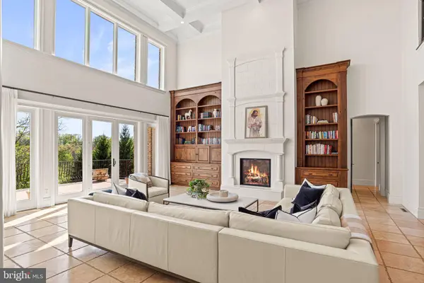 740 HAMPTON CT, Harrisburg, PA 17112