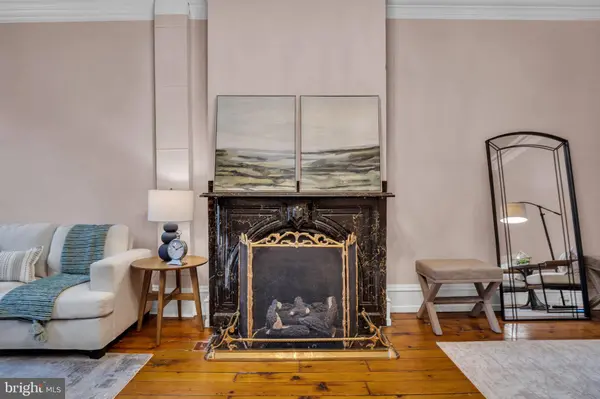 627 S FRONT ST, Harrisburg, PA 17104