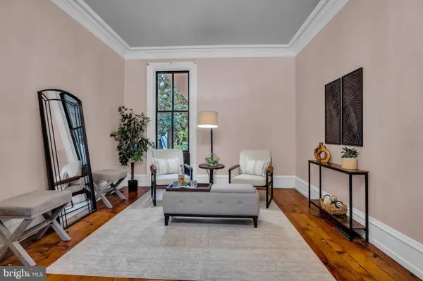 627 S FRONT ST, Harrisburg, PA 17104
