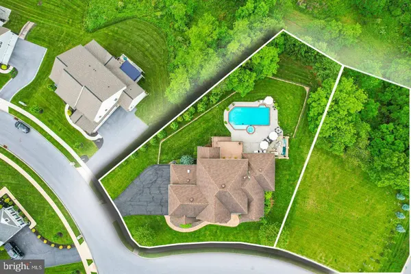 740 HAMPTON CT, Harrisburg, PA 17112