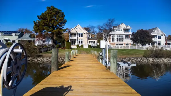 NEW BLOG SERIES: Waterfront Homes Don’t Sell Themselves: The Biggest Mistakes Sellers Make (and How to Avoid Them) - Mistake #1