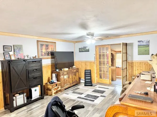 4491 109 N, Ucon, ID 83401