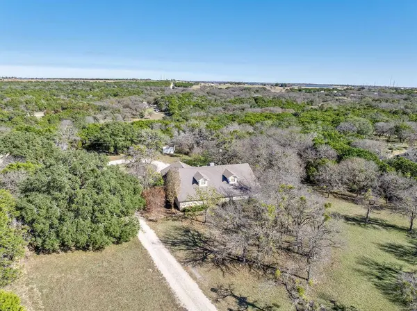 301 County Road 3330, Clifton, TX 76634