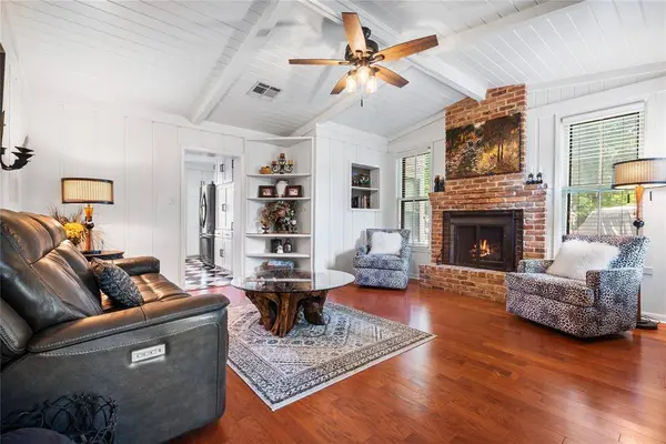 415 N Avenue I, Clifton, TX 76634