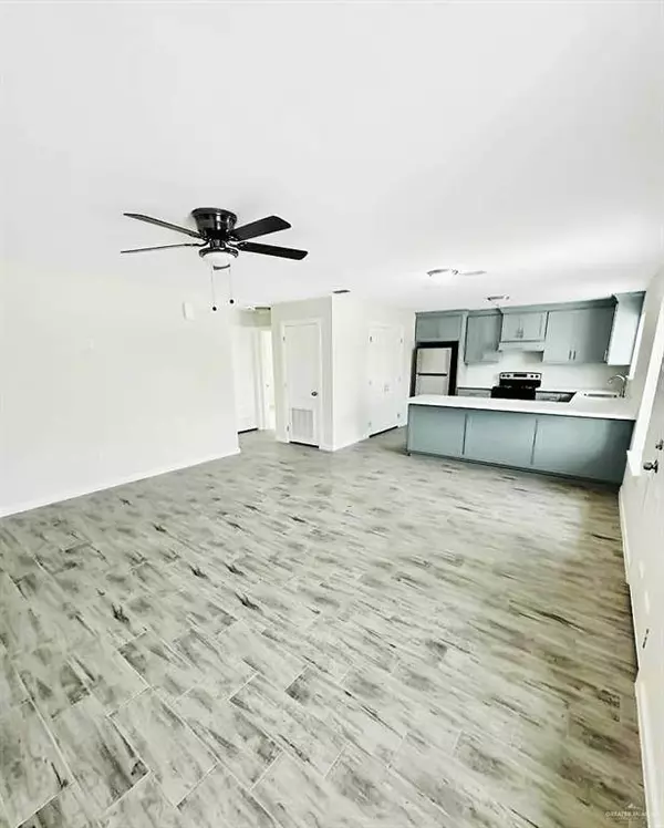 925 N Iowa AVE, Brownsville, TX 78521