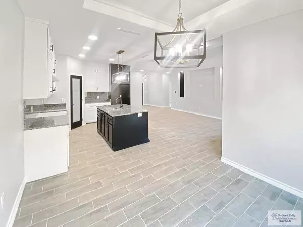 1271 Stirrup Cir, San Benito, TX 78586