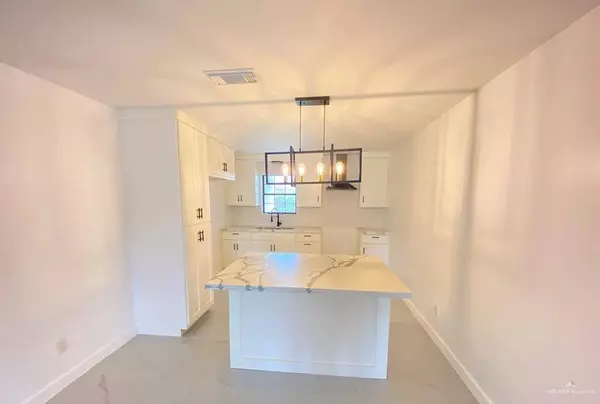 530 Star Ruby LN, Brownsville, TX 78521