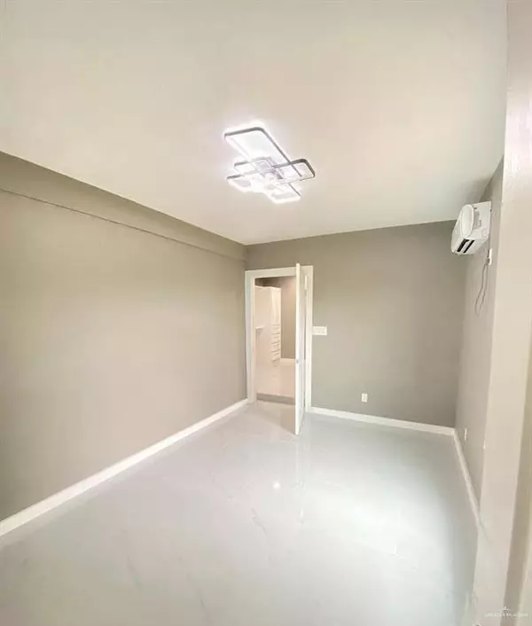 530 Star Ruby LN, Brownsville, TX 78521