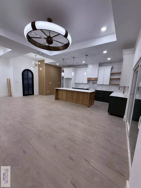 3701 Paseo Cafetos St, Brownsville, TX 78520