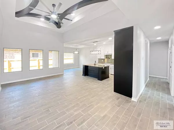 1271 Stirrup Cir, San Benito, TX 78586