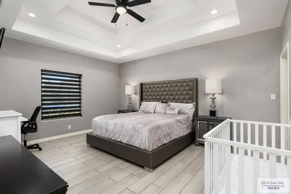 6854 Woodstock Dr., Brownsville, TX 78526