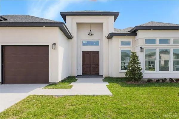 9517 Lake John CT, Los Fresnos, TX 78566