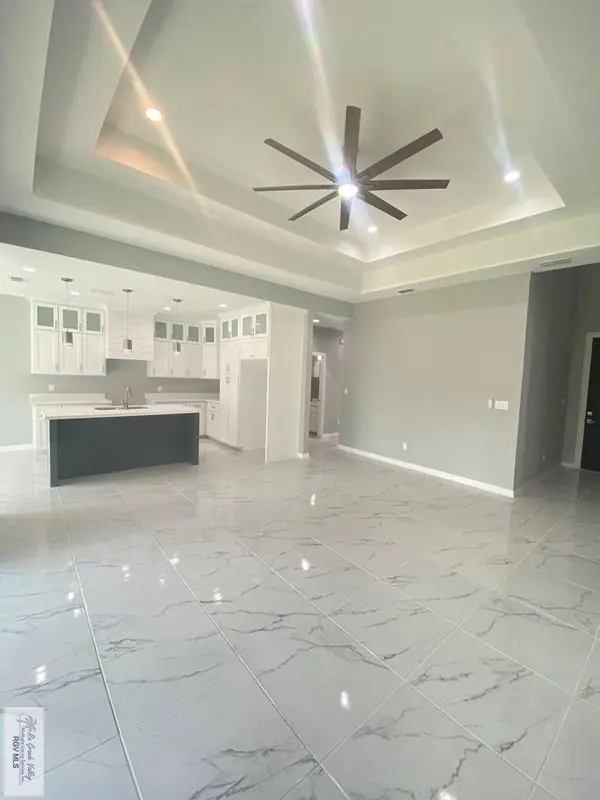 6160 Dakota Garden Cir, Brownsville, TX 78521