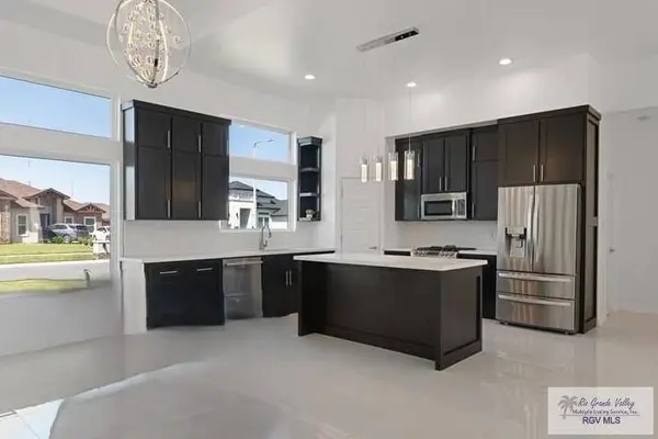 9513 Lake John, Los Fresnos, TX 78586