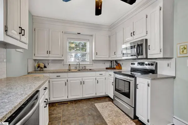 409 Parkins Mill Road, Greenville, SC 29607