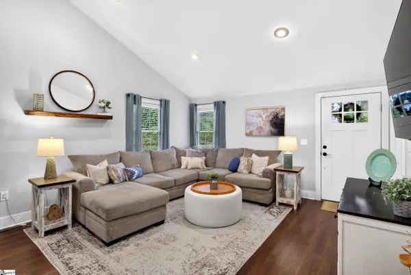 1020 Jacobs Road, Greenville, SC 29605