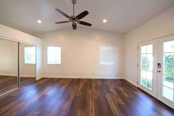 1860 Alessandro TRL, Vista, CA 92084