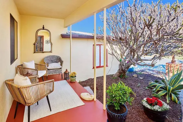 4350 Summit DR, La Mesa, CA 91941