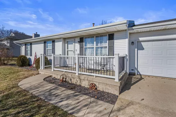 610 E Roosevelt RD, Philo, IL 61864