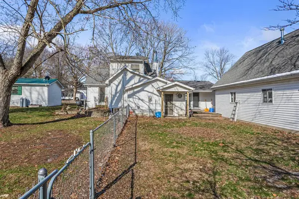 16 N locust ST, Pesotum, IL 61863