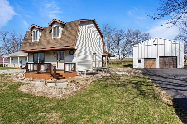 204 W Meade ST, White Heath, IL 61884