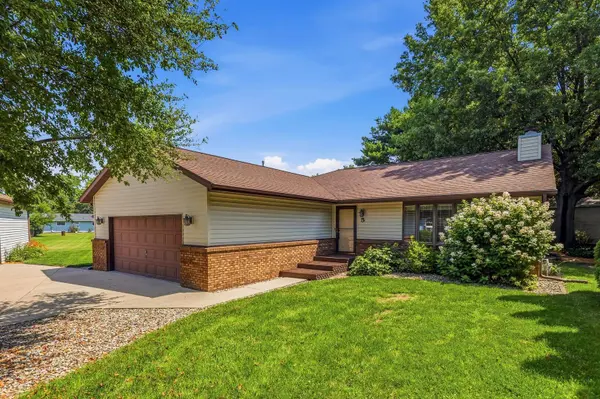 5 Southview DR, Sidney, IL 61877