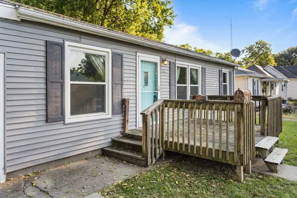 602 E Van Allen ST, Tuscola, IL 61953