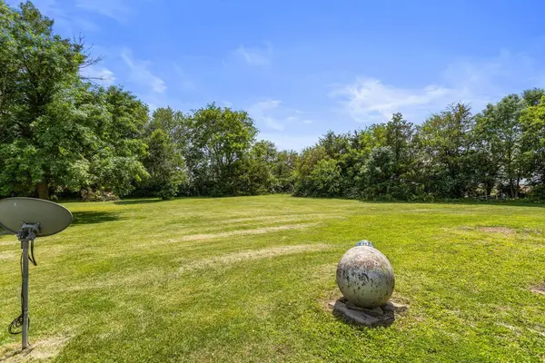 403 Woodworth DR, Tolono, IL 61880