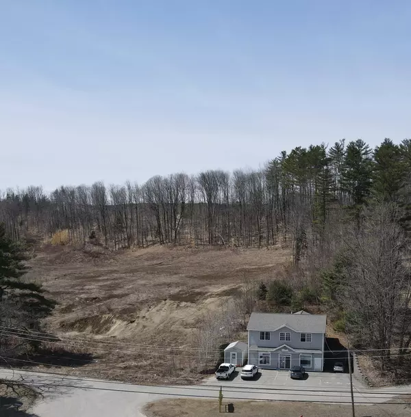 103 Fyfe RD, Farmington, ME 04938