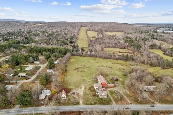 414 Farmington Falls RD, Farmington, ME 04938