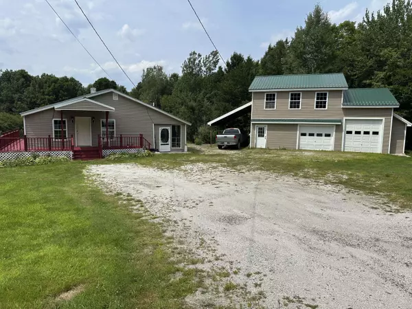 688 Industry Road RD, Farmington, ME 04938