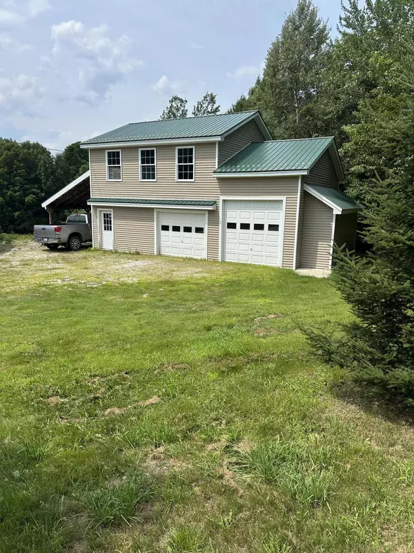 688 Industry Road RD, Farmington, ME 04938