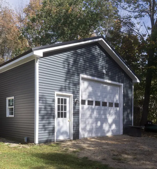 221 More Acres RD, Wilton, ME 04294