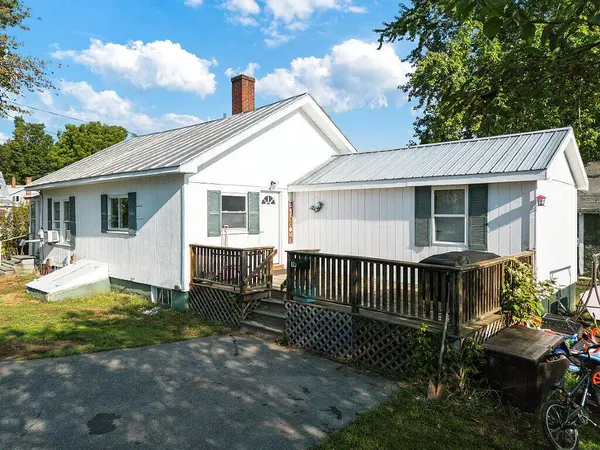 19 Summer ST, Madison, ME 04950