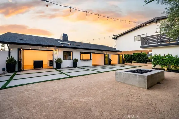3000 Country Club DR, Costa Mesa, CA 92626