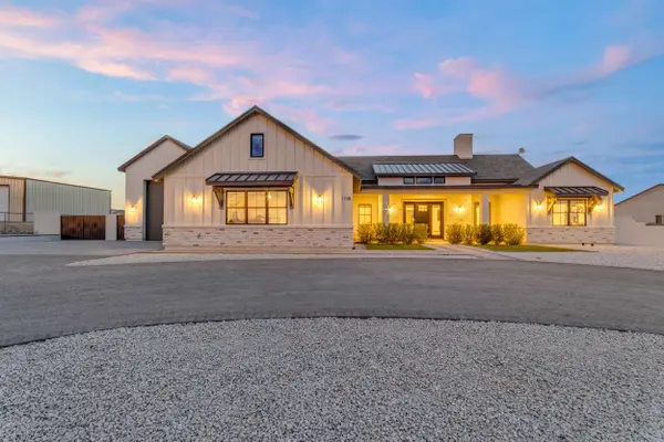 1138 W Catherine Ln, San Tan Valley, AZ 85144-8290