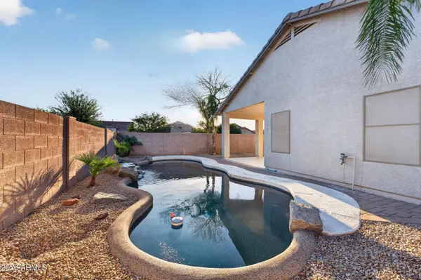 921 W DANA Drive, San Tan Valley, AZ 85143