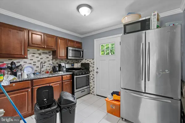 6504 KNOLLBROOK DR, Hyattsville, MD 20783