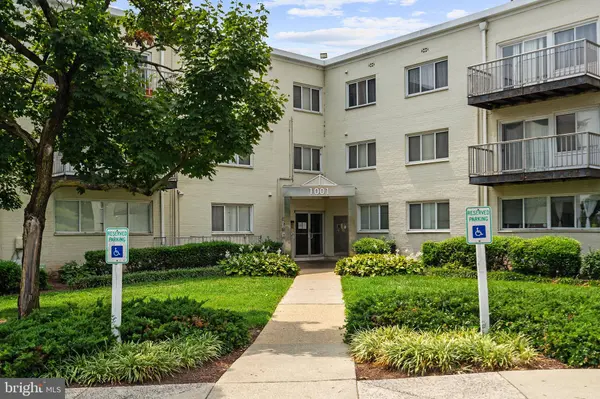 1001 CHILLUM RD #306, Hyattsville, MD 20782