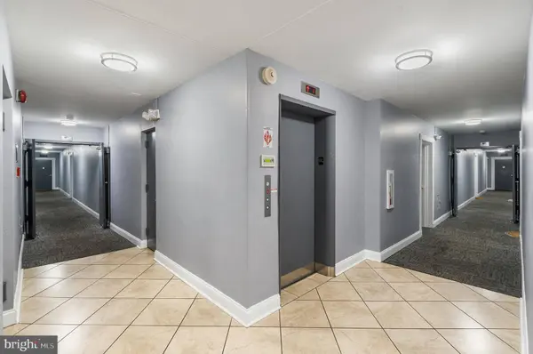 1001 CHILLUM RD #306, Hyattsville, MD 20782
