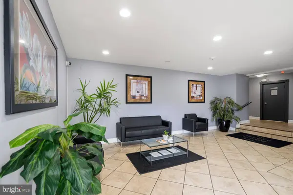 1001 CHILLUM RD #306, Hyattsville, MD 20782