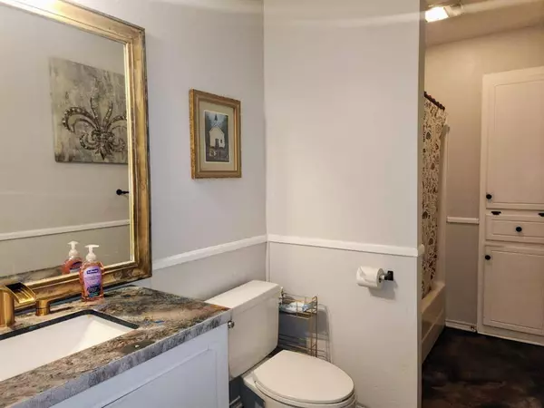 6812 Jefferson Paige Road, Shreveport, LA 71119