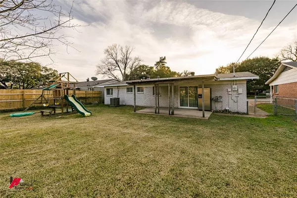 3405 Lylac Lane, Bossier City, LA 71112