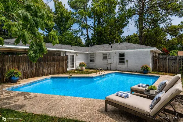 2704 E Cavett Drive, Shreveport, LA 71104