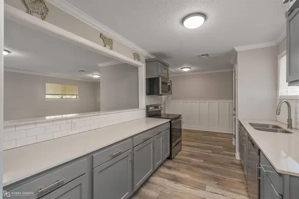 1106 Caroline Drive, Bossier City, LA 71112