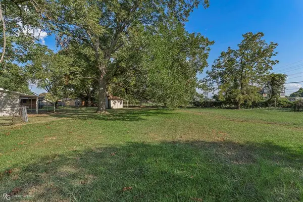 1106 Caroline Drive, Bossier City, LA 71112