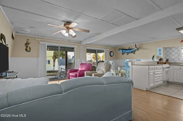 249 Moonlight DR, Atlantic Beach, NC 28512